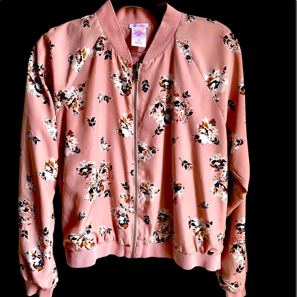 Xhilaration Floral Bomber Zippered Jacket Women's Size Medium.